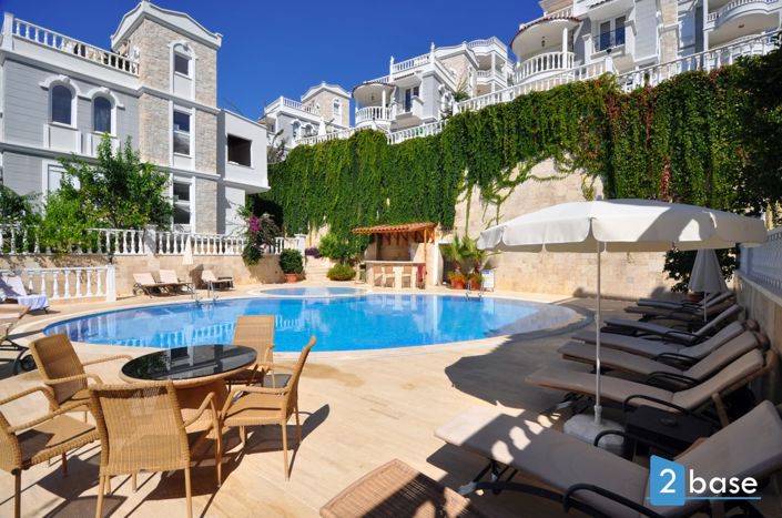 Image No.10-3 Bed Villa for sale