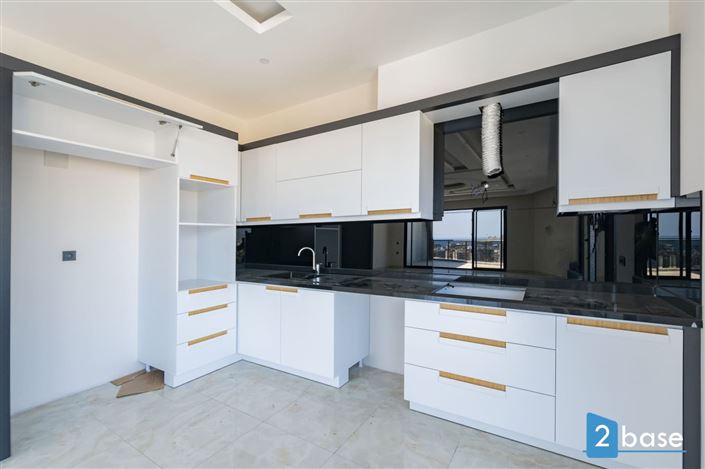 Image No.18-2 Bed Apartment for sale