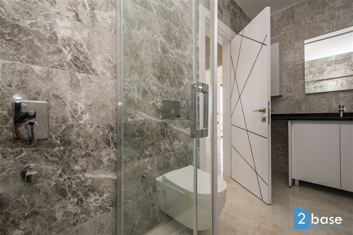 Image No.29-2 Bed Apartment for sale