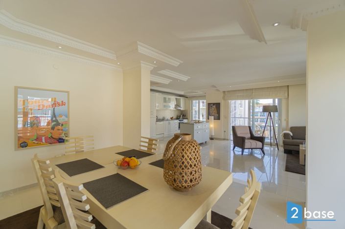 Image No.17-3 Bed Apartment for sale