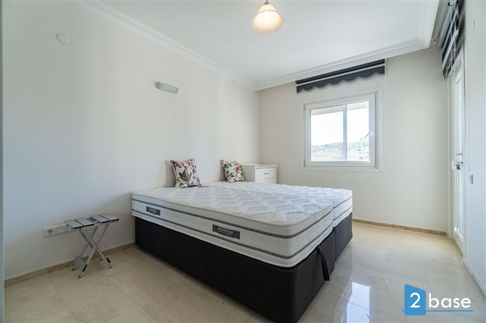 Image No.26-2 Bed Apartment for sale