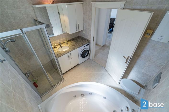 Image No.29-2 Bed Apartment for sale