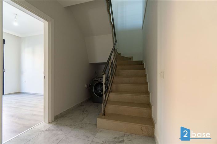 Image No.18-4 Bed Penthouse for sale