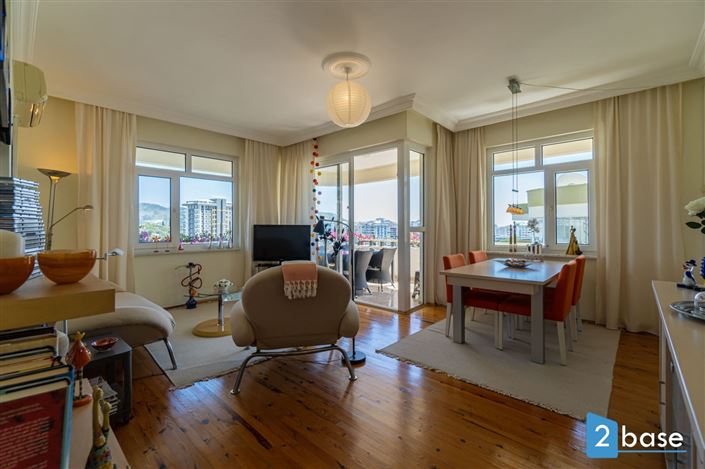 Image No.16-2 Bed Apartment for sale