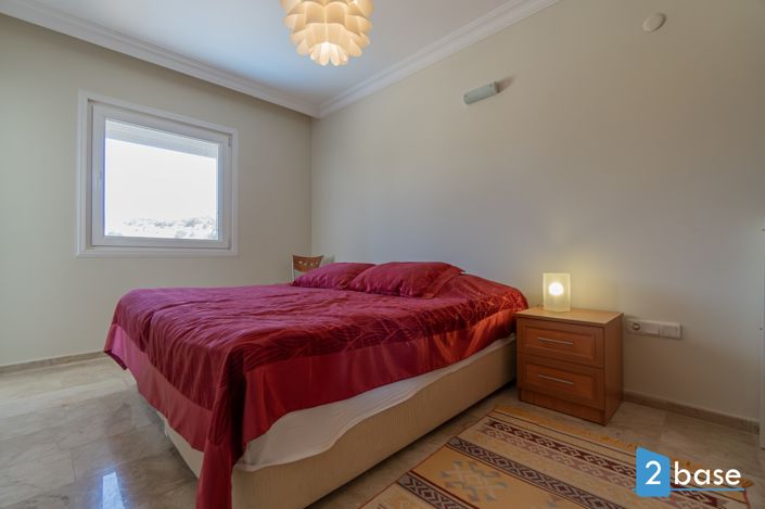 Image No.28-3 Bed Penthouse for sale