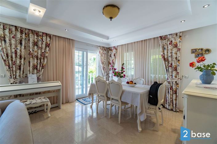 Image No.20-4 Bed Villa for sale