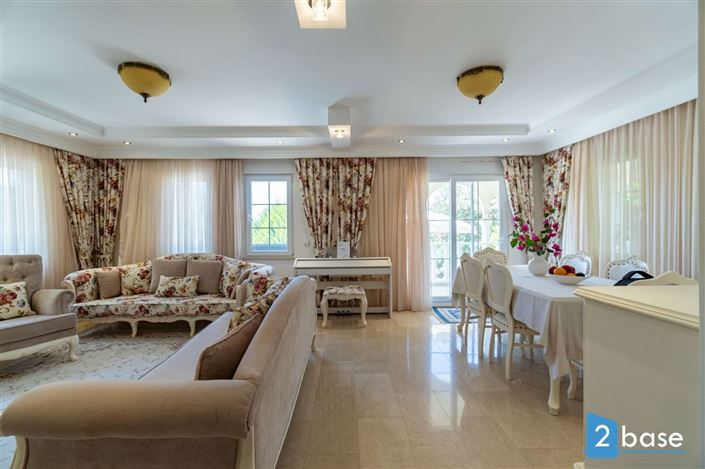 Image No.22-4 Bed Villa for sale