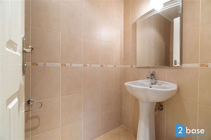 Image No.22-2 Bed Apartment for sale