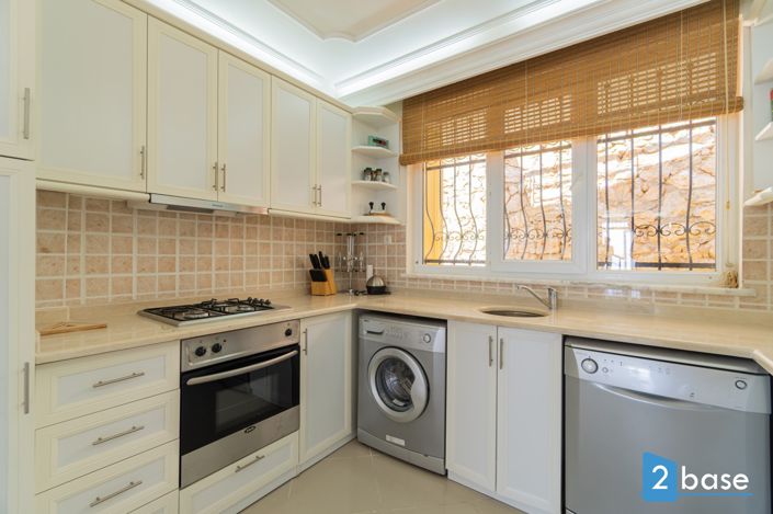 Image No.21-3 Bed Penthouse for sale