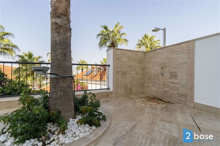 Image No.18-4 Bed Villa for sale