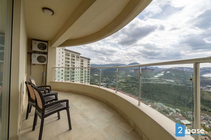 Image No.13-3 Bed Apartment for sale