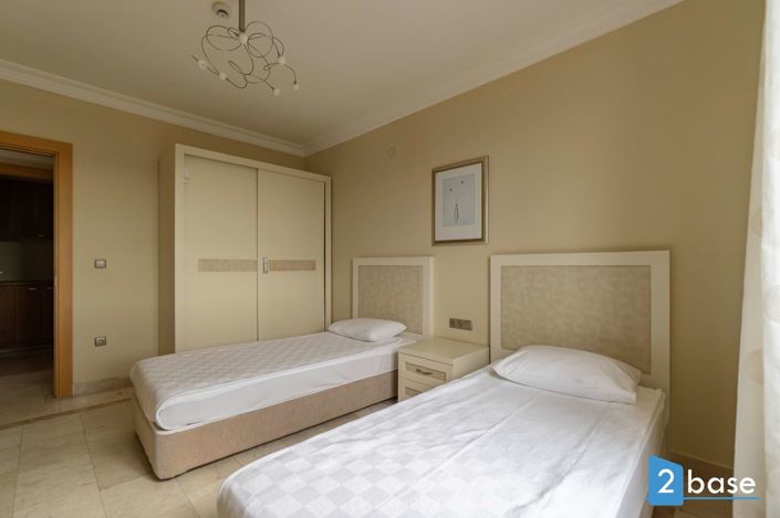 Image No.27-3 Bed Apartment for sale