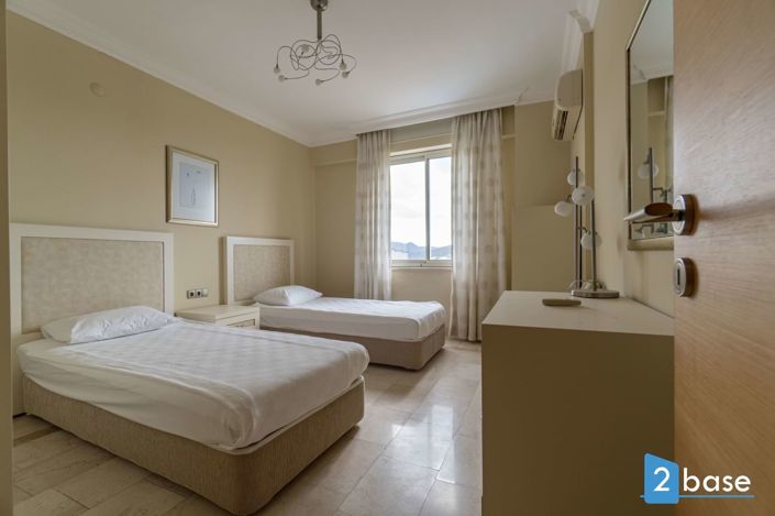 Image No.28-3 Bed Apartment for sale