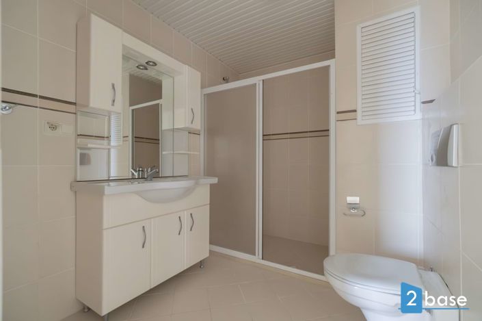 Image No.23-2 Bed Apartment for sale