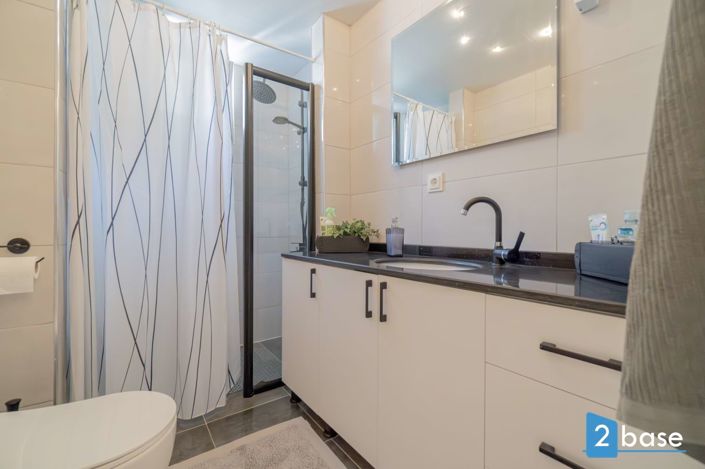 Image No.17-2 Bed Apartment for sale