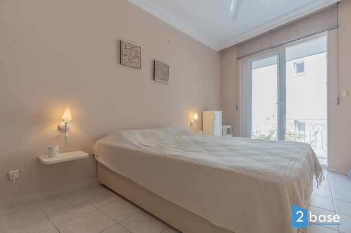 Image No.24-2 Bed Apartment for sale