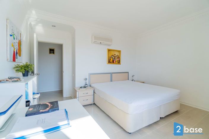 Image No.21-3 Bed Penthouse for sale