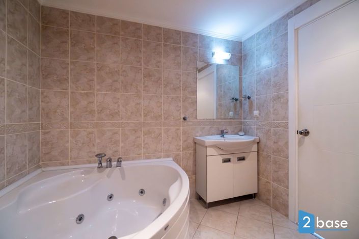 Image No.22-3 Bed Penthouse for sale