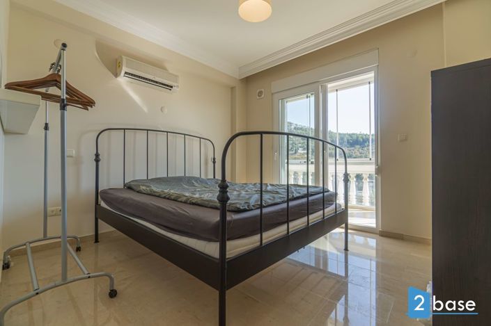 Image No.20-3 Bed Apartment for sale