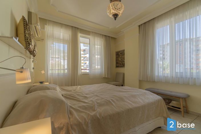 Image No.25-4 Bed Penthouse for sale