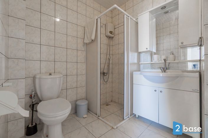 Image No.24-2 Bed Apartment for sale