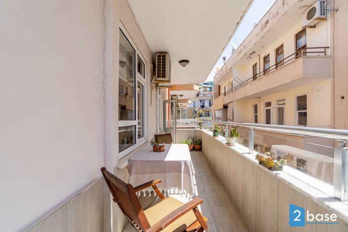 Image No.23-3 Bed Apartment for sale