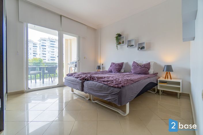 Image No.23-2 Bed Apartment for sale