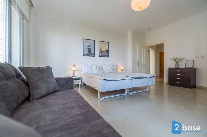 Image No.30-2 Bed Apartment for sale