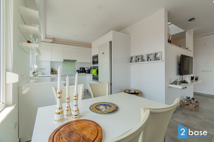 Image No.18-3 Bed Penthouse for sale