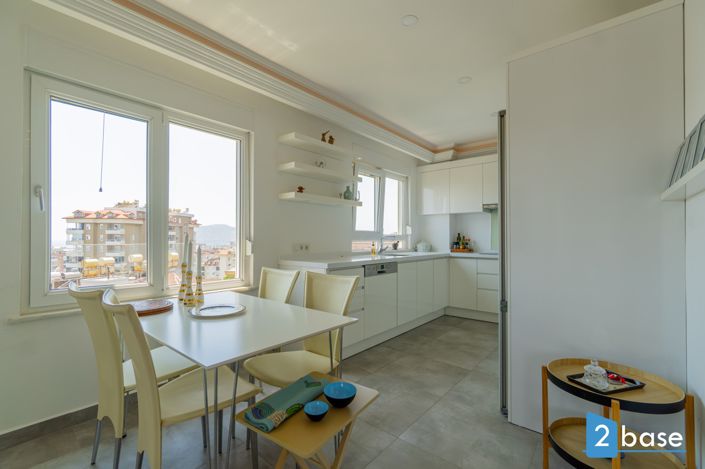 Image No.23-3 Bed Penthouse for sale