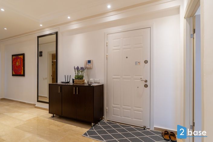 Image No.28-4 Bed Penthouse for sale