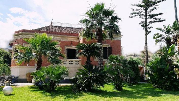 Image No.26-4 Bed Villa for sale