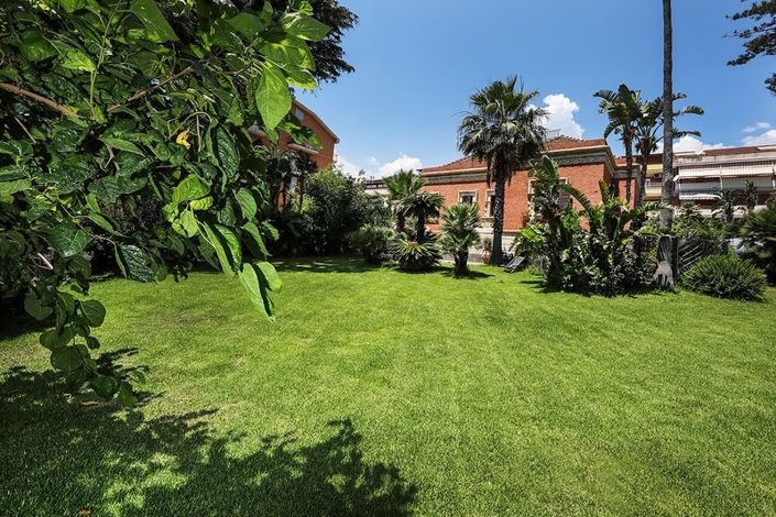 Image No.35-4 Bed Villa for sale