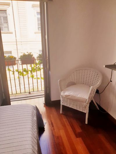 Image No.17-2 Bed Property for sale