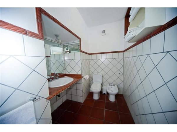 Image No.13-5 Bed Property for sale