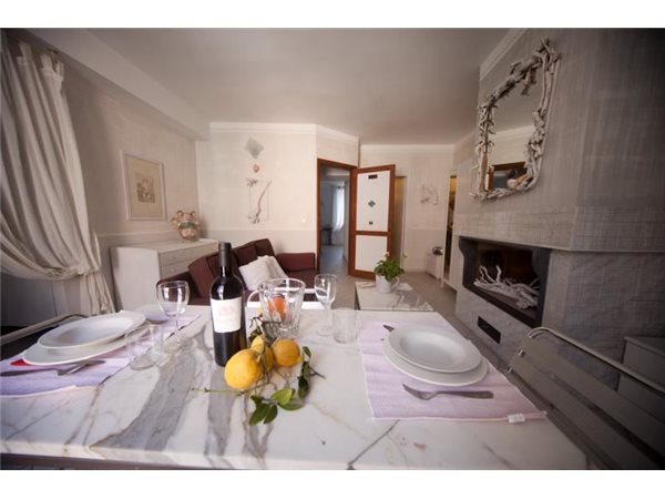 Image No.4-5 Bed Property for sale