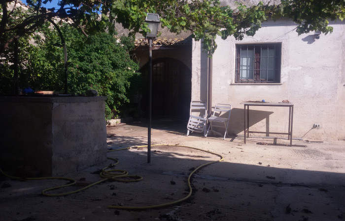 Image No.12-5 Bed House for sale