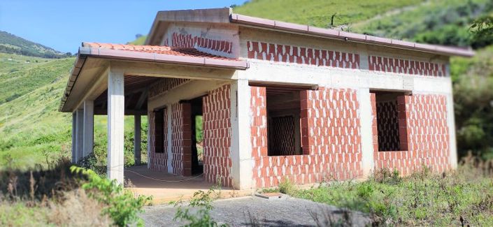 Image No.1-3 Bed Villa for sale