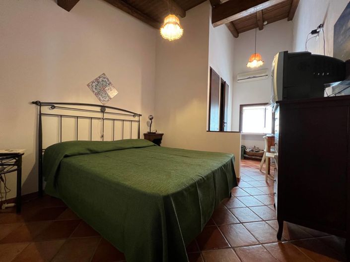 Image No.11-7 Bed Villa for sale