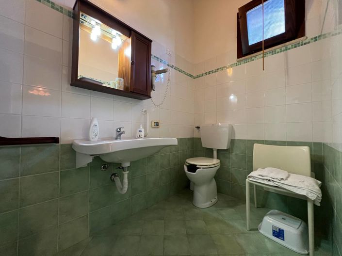 Image No.17-7 Bed Villa for sale