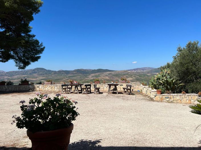 Image No.20-7 Bed Villa for sale