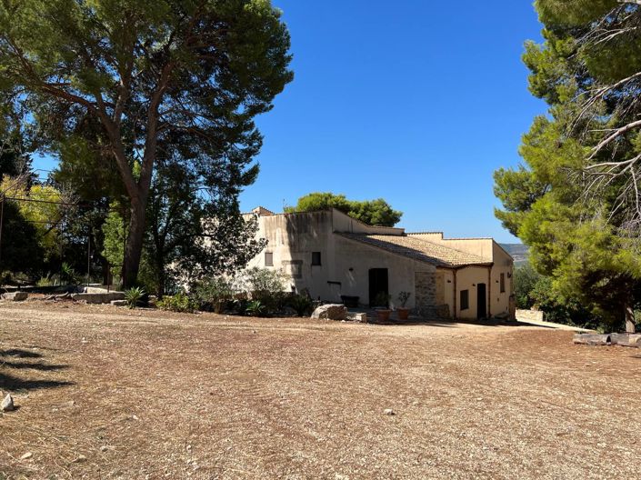 Image No.27-7 Bed Villa for sale