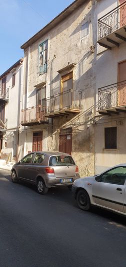 Image No.26-2 Bed House for sale