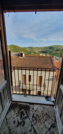 Image No.3-2 Bed House for sale