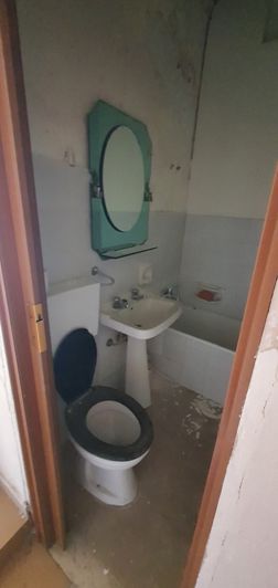 Image No.33-2 Bed House for sale