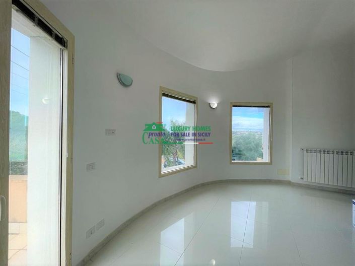 Image No.16-3 Bed Villa for sale