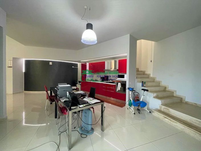 Image No.7-3 Bed Villa for sale