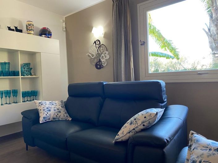 Image No.2-3 Bed Villa for sale