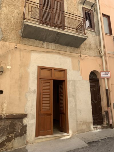 Image No.2-2 Bed House for sale