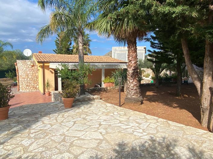 Image No.44-3 Bed Villa for sale